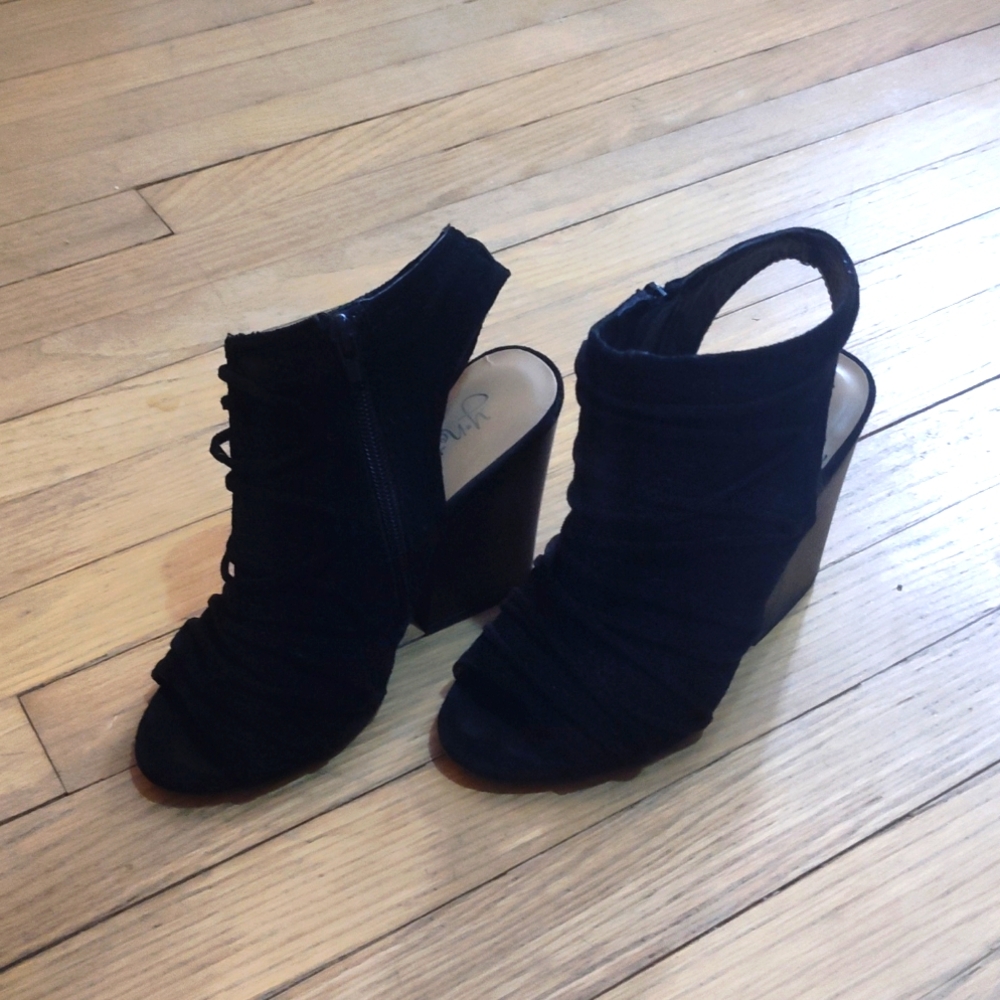 Black heels